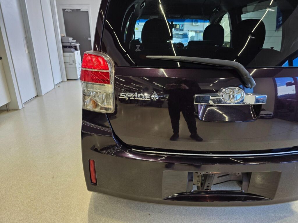 2015 TOYOTA Spade F