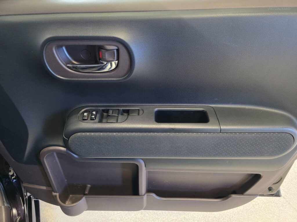2015 TOYOTA Spade F