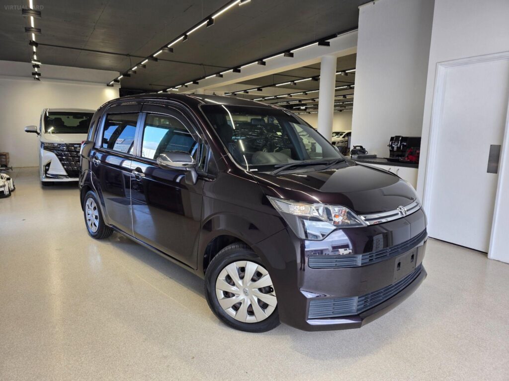 2015 TOYOTA Spade F