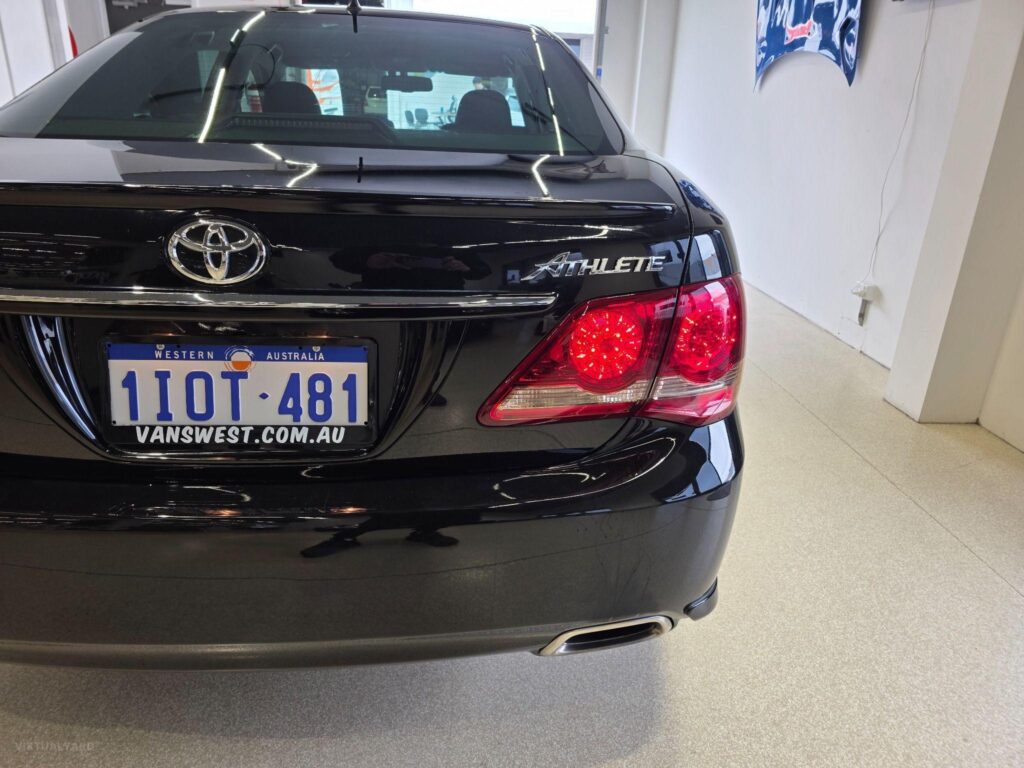 2008 TOYOTA CROWN ATHLETE 2WD GRS204