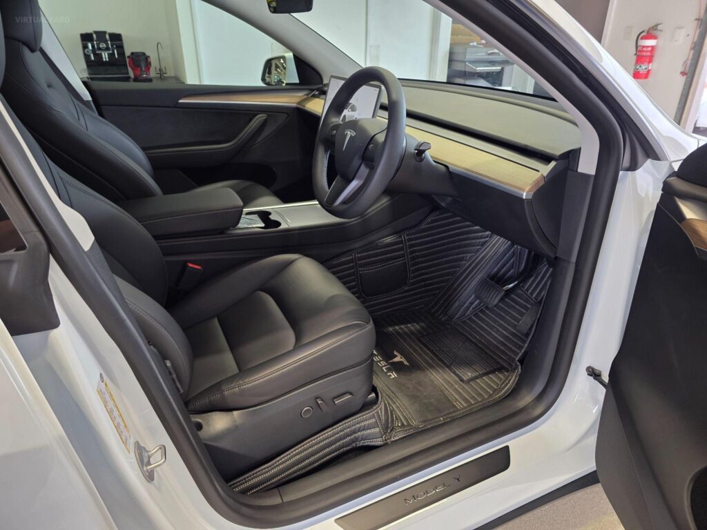 2023 TESLA MODEL Y REAR-WHEEL DRIVE MY23