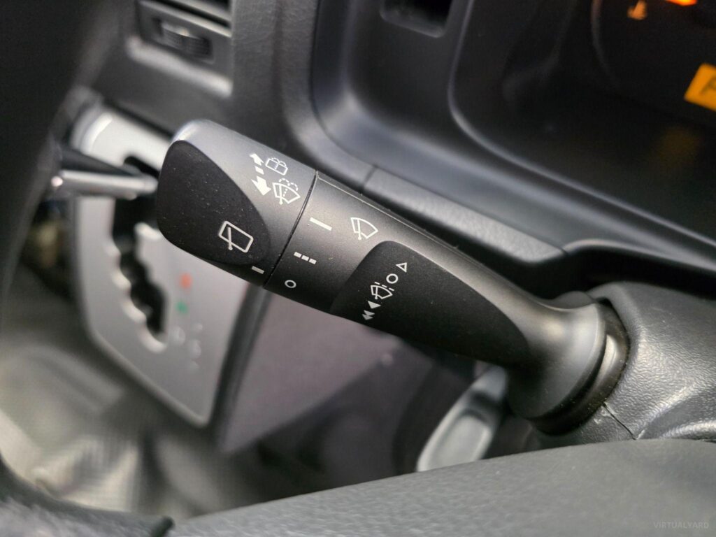 2015 TOYOTA HIACE DX TRH200