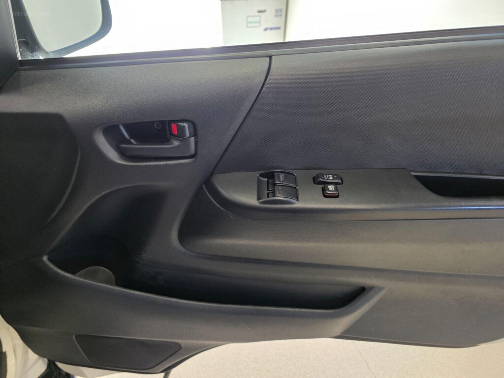 2015 TOYOTA HIACE DX TRH200