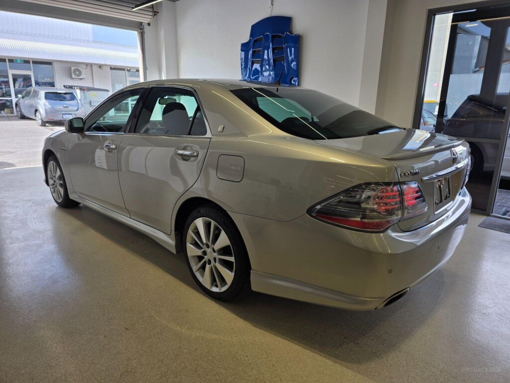 2009 TOYOTA CROWN HYBRID GWS204