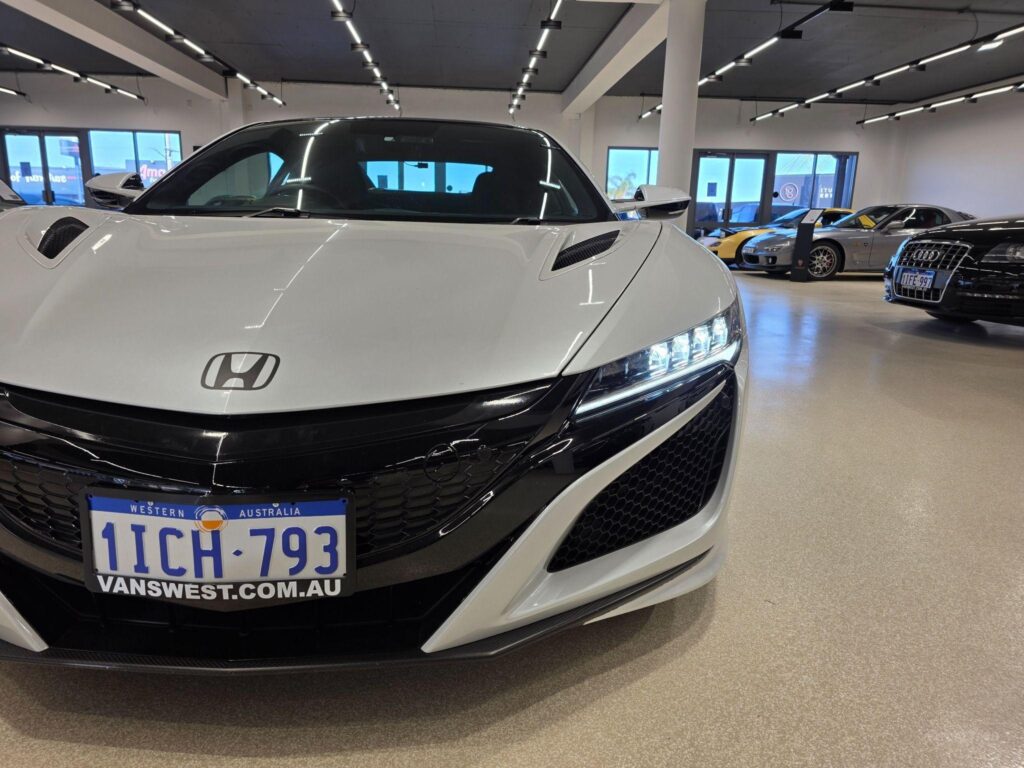 2016 Honda NSX 3.5TT Dual Clutch Hybrid AWD