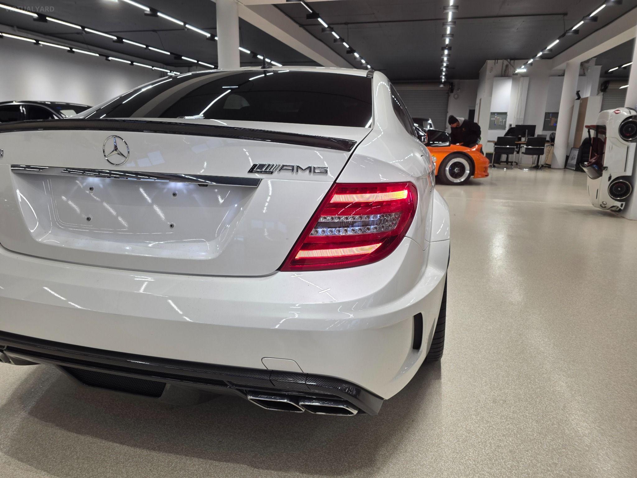 2012 MERCEDES C63 Black Series