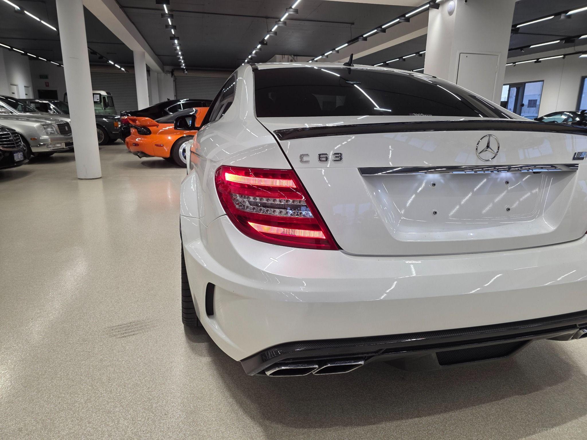 2012 MERCEDES C63 Black Series