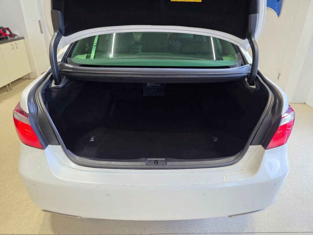 2007 Lexus Ls460 RWD I PACKAGE USF40