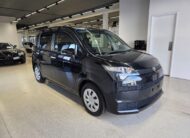 2015 Toyota Spade Y