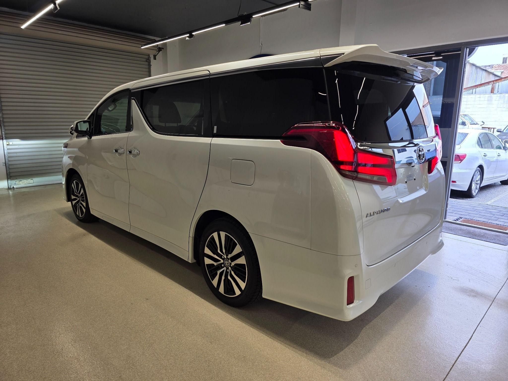 2023 Toyota Alphard AGH30
