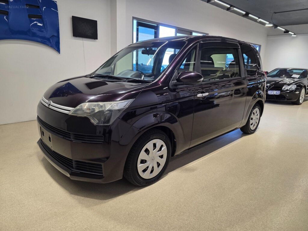 2015 Toyota Spade Y