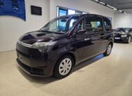 2015 Toyota Spade Y
