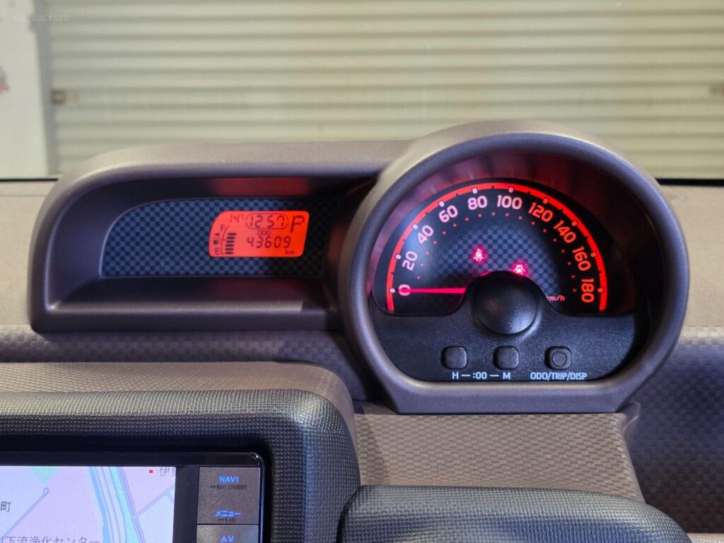 2015 Toyota Spade Y