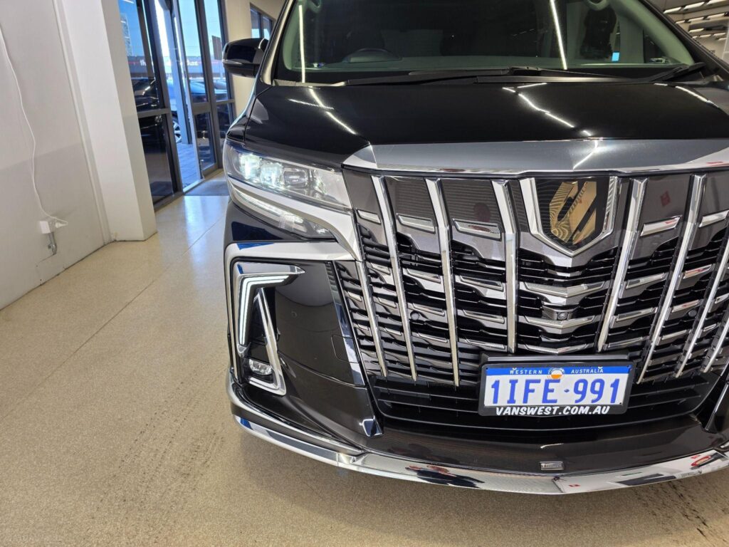 2018 TOYOTA ALPHARD AWD SRC (HYBRID) AYH30