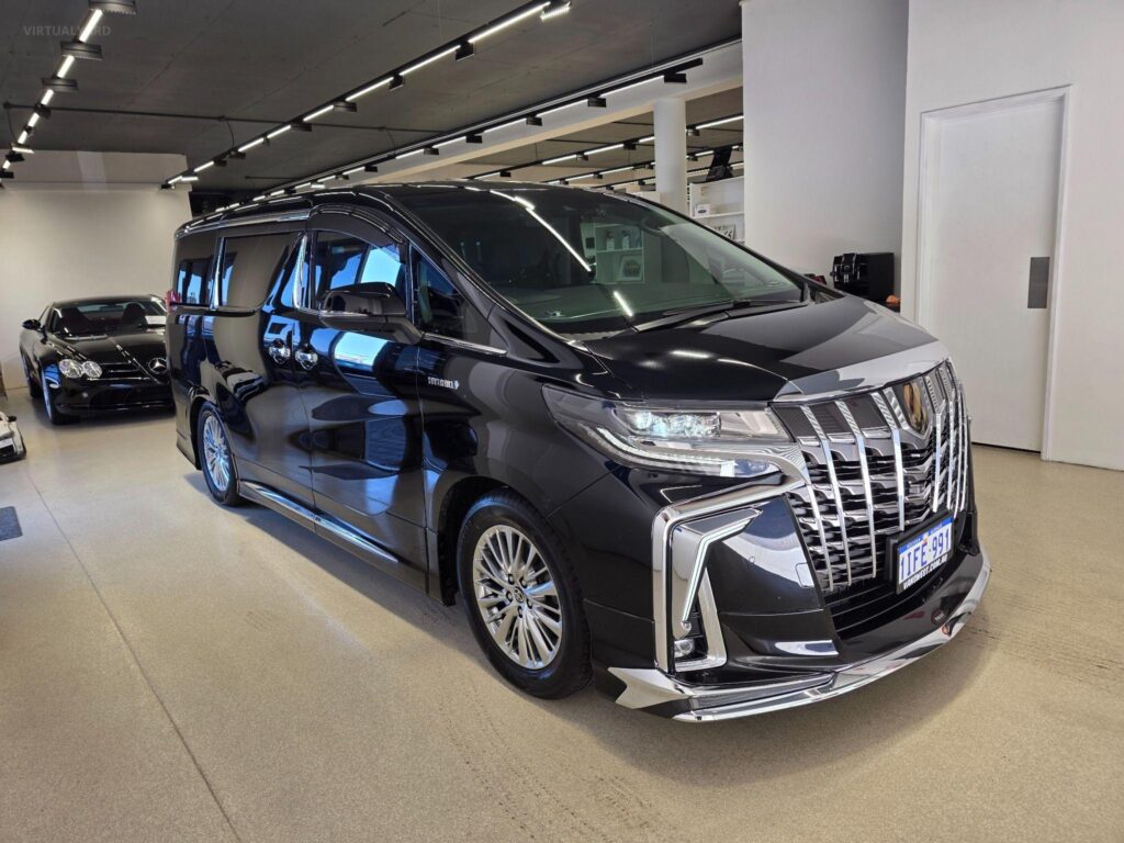 2018 TOYOTA ALPHARD AWD SRC (HYBRID) AYH30