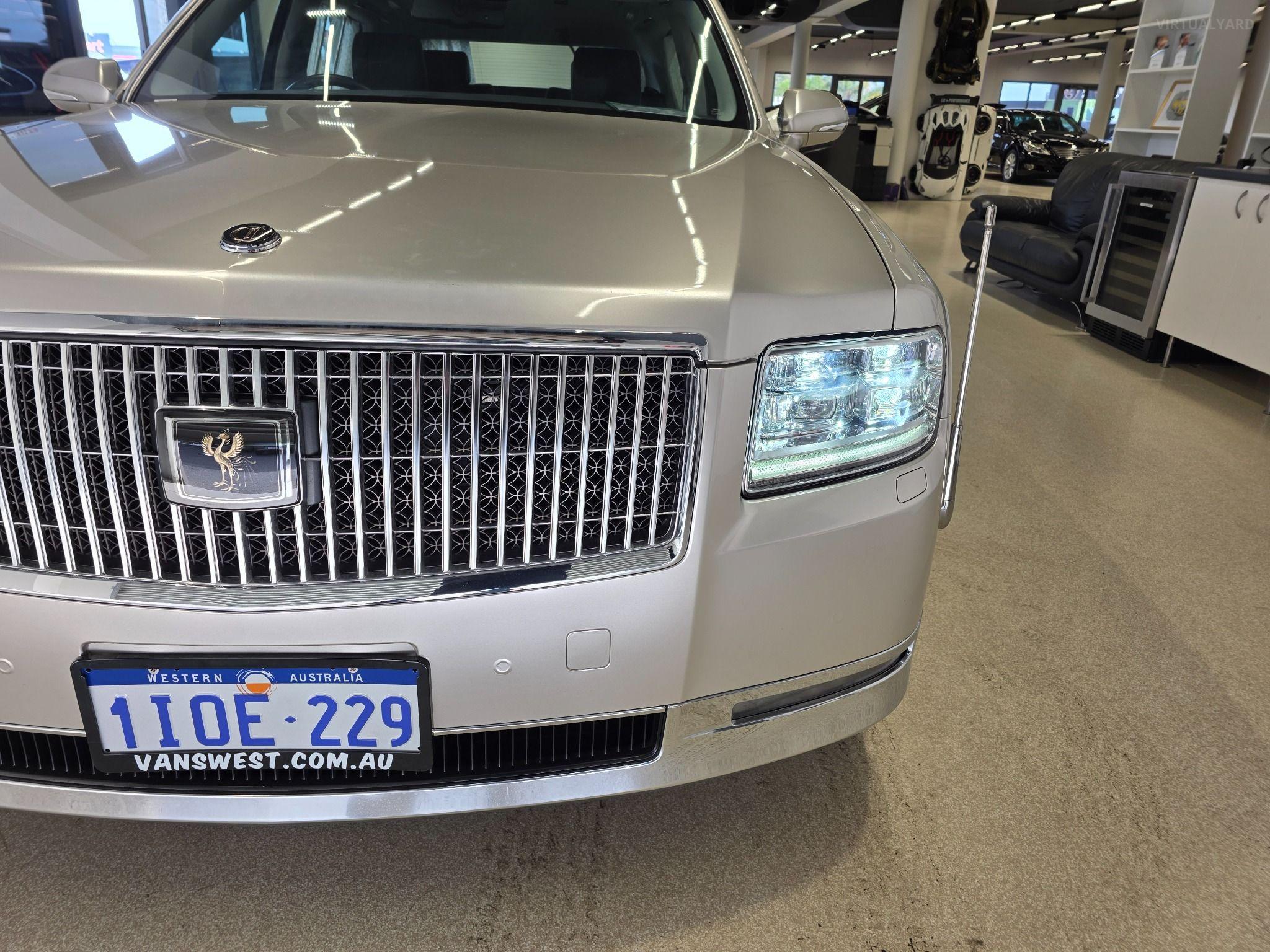 2019 TOYOTA Century V8 Hybrid UWG60