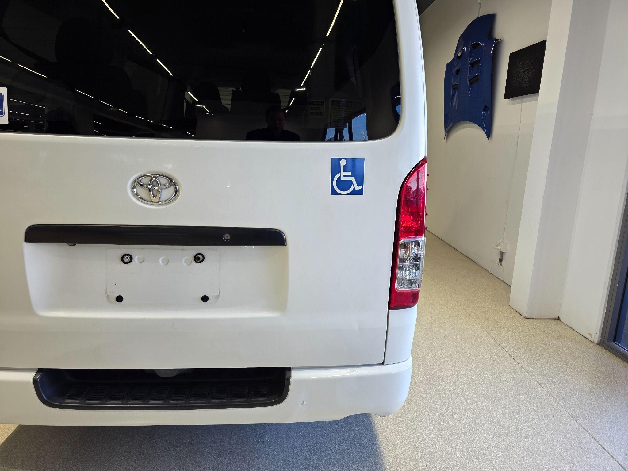 2014 Toyota Hiace WELCAB AWD KDH206