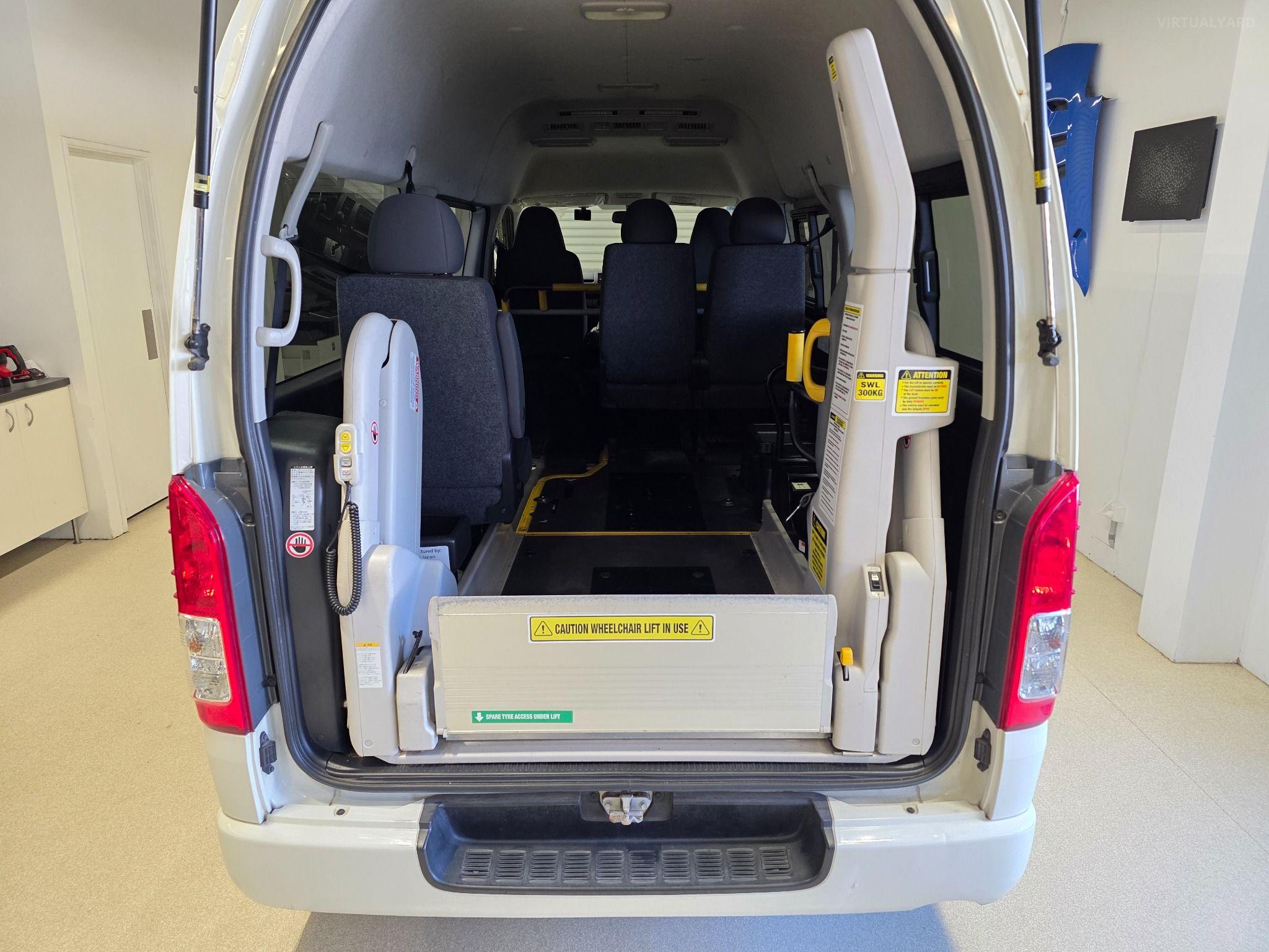 2014 Toyota Hiace WELCAB AWD KDH206