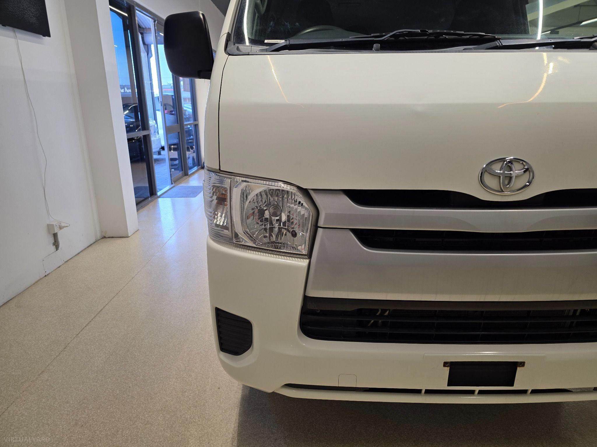 2014 Toyota Hiace WELCAB AWD KDH206