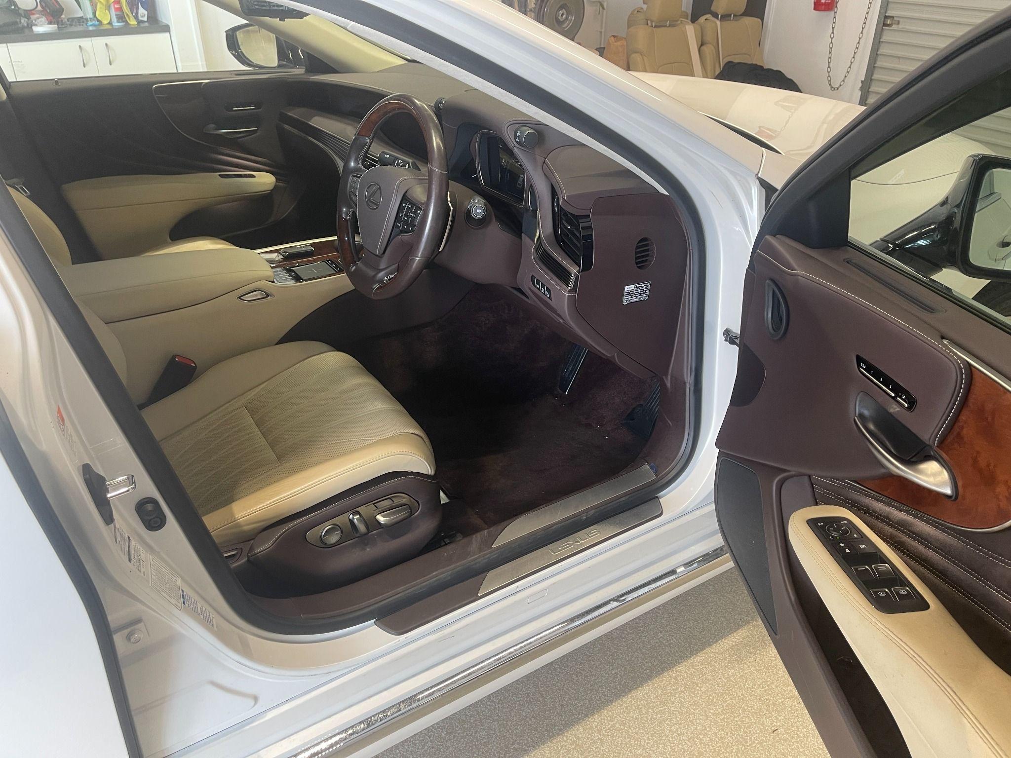 2019 LEXUS LS500h VER-L Hybrid AWD GVF55