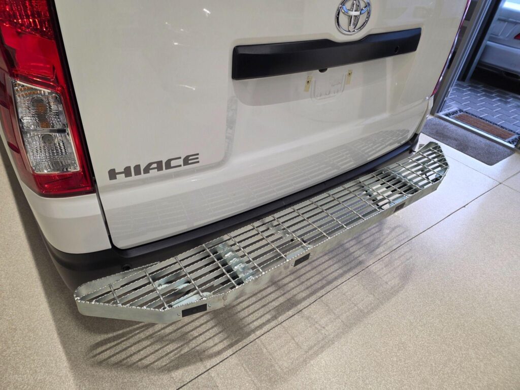 2024 TOYOTA HIACE LWB (4 DOOR OPTION) GDH300R