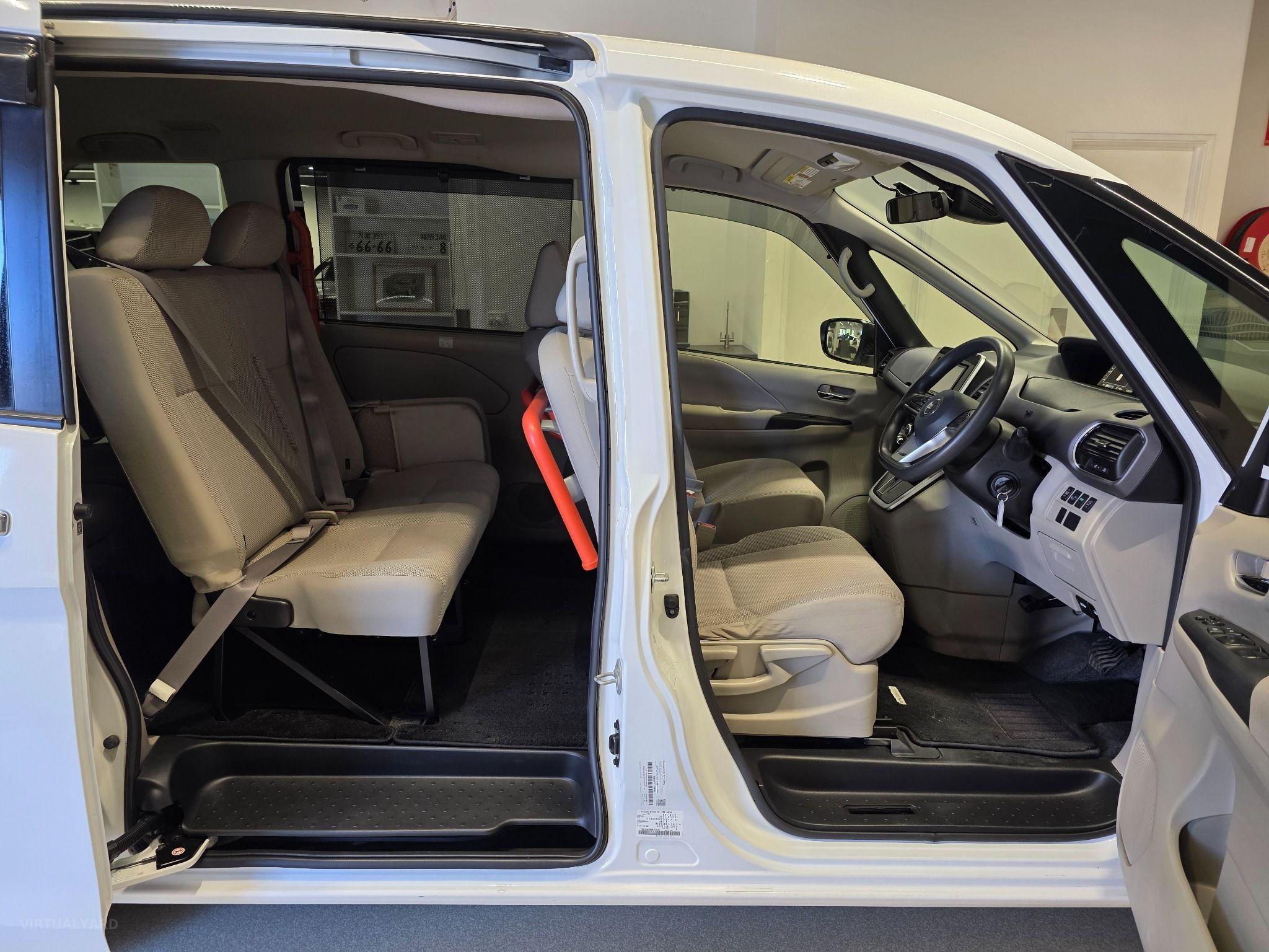 2017 NISSAN SERENA 8 Seater S-Hybrid X ANCIENTE GC27