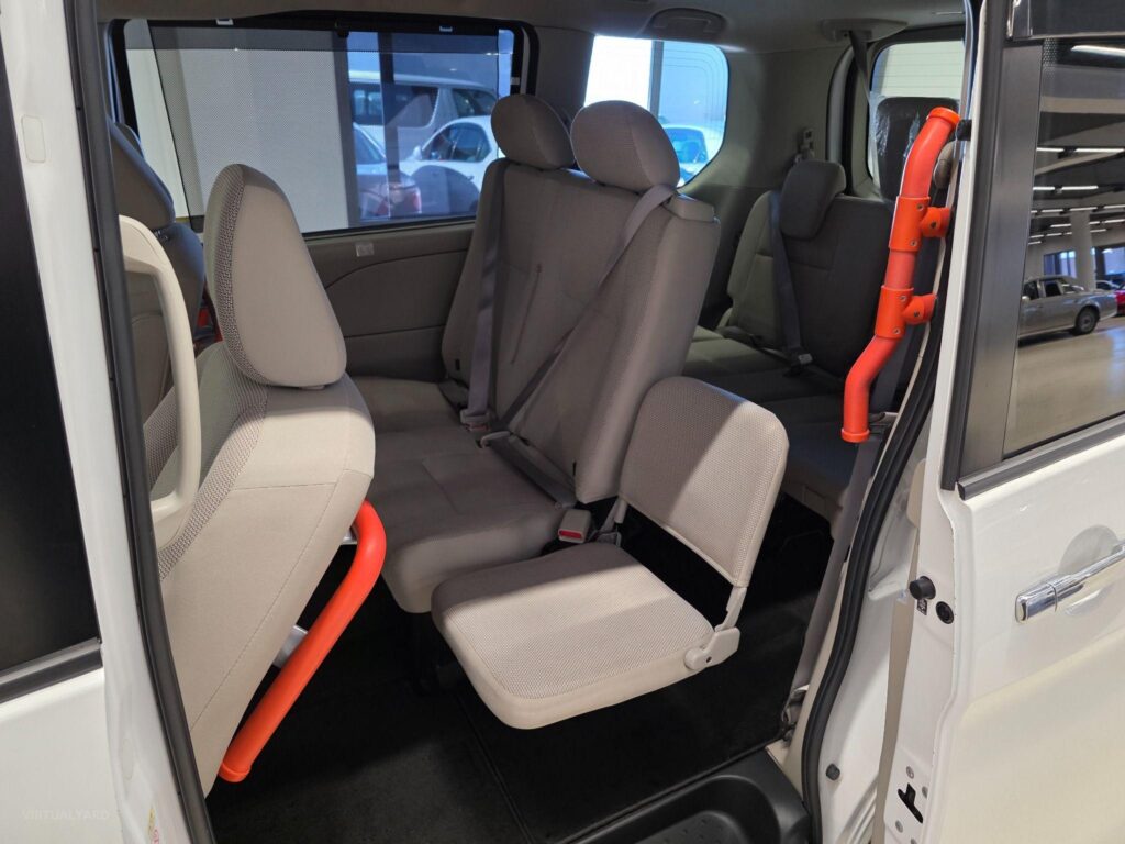 2017 NISSAN SERENA 8 Seater S-Hybrid X ANCIENTE GC27