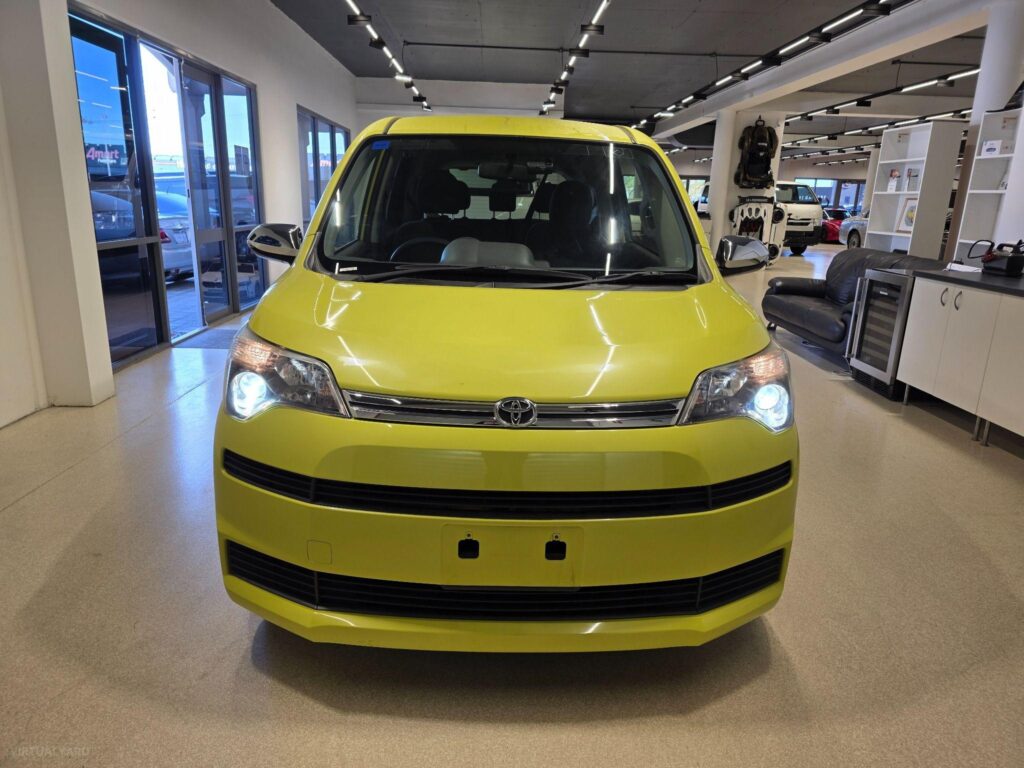 2015 TOYOTA SPADE F