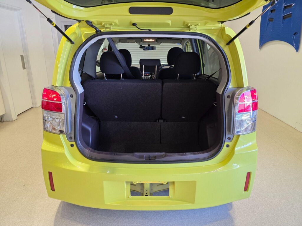 2015 TOYOTA SPADE F