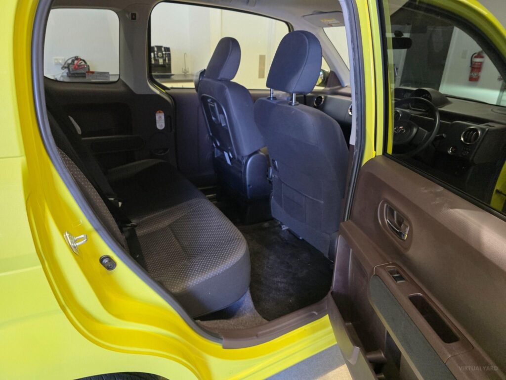 2015 TOYOTA SPADE F