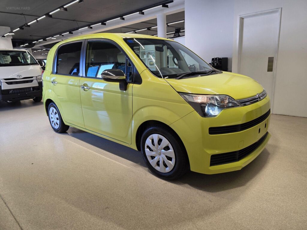 2015 TOYOTA SPADE F