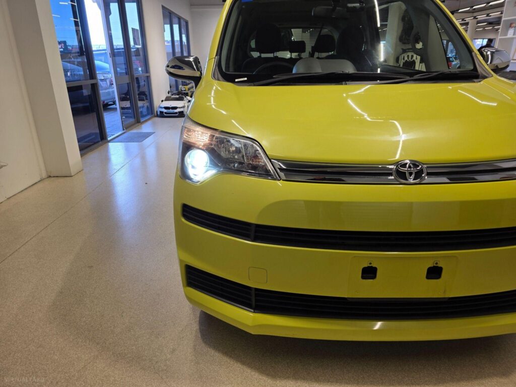 2015 TOYOTA SPADE F