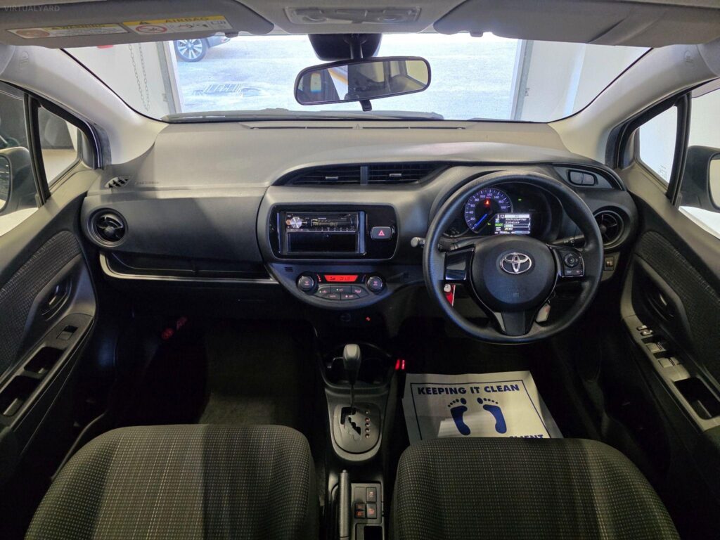 2019 TOYOTA VITZ HYBRID F 2WD NHP130