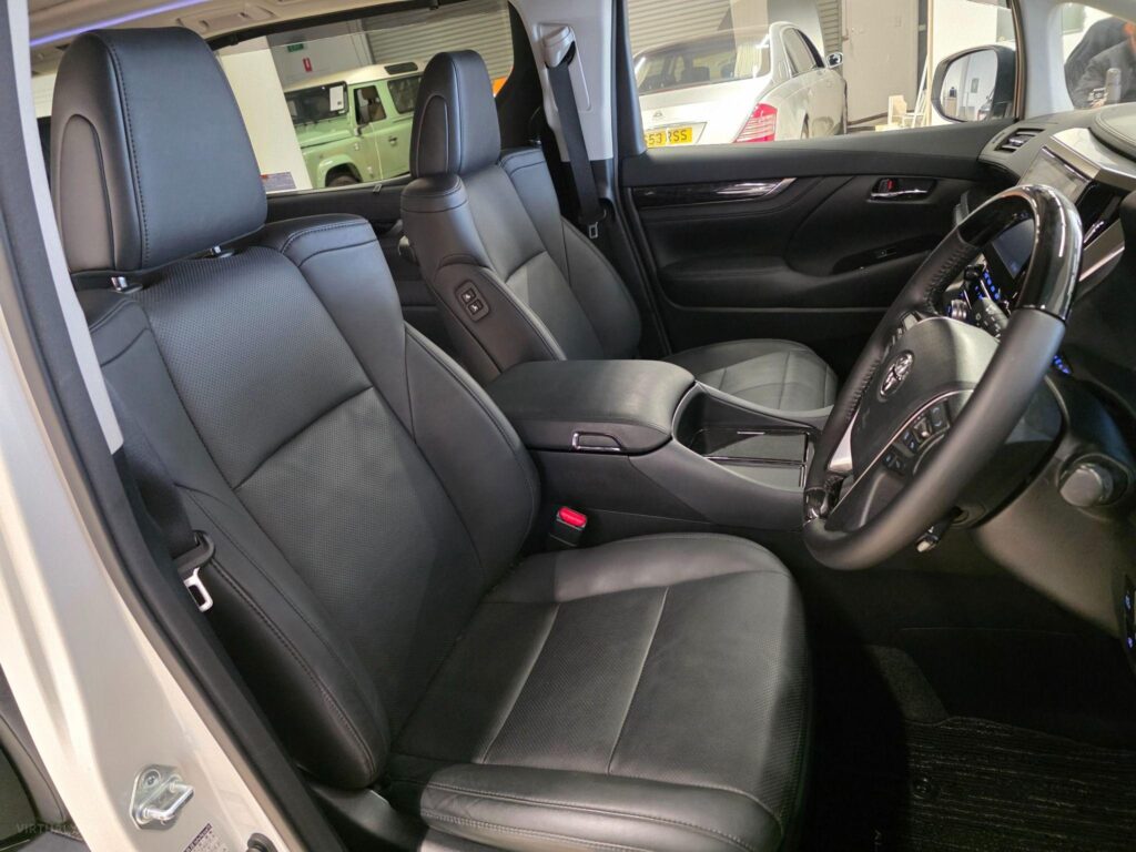 2021 TOYOTA ALPHARD HYBRID AWD AYH30
