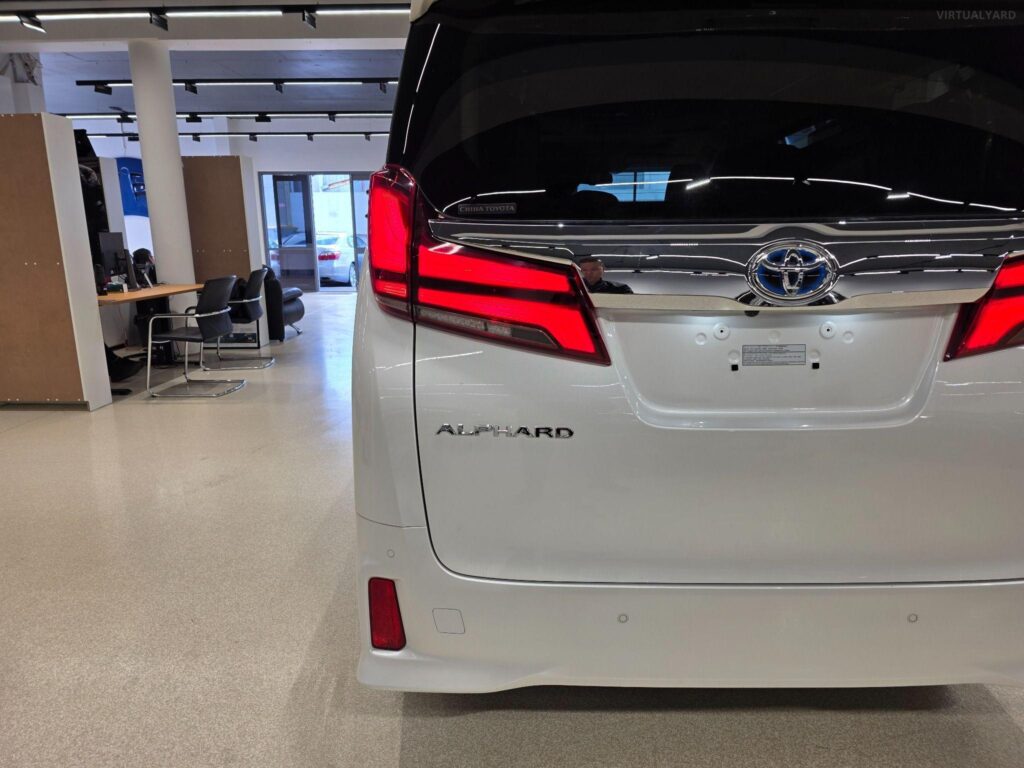 2021 TOYOTA ALPHARD HYBRID AWD AYH30