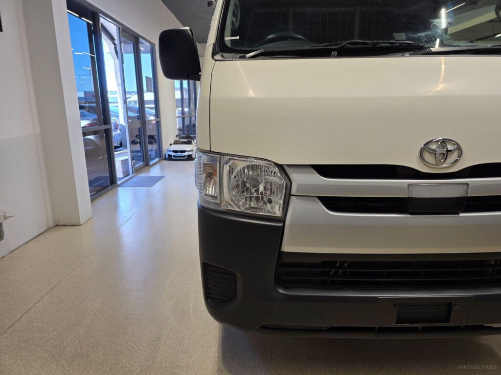 2019 TOYOTA HIACE DX LWB GDH201