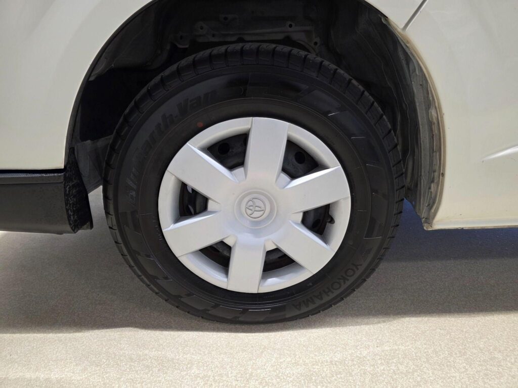 2019 TOYOTA HIACE DX LWB GDH201