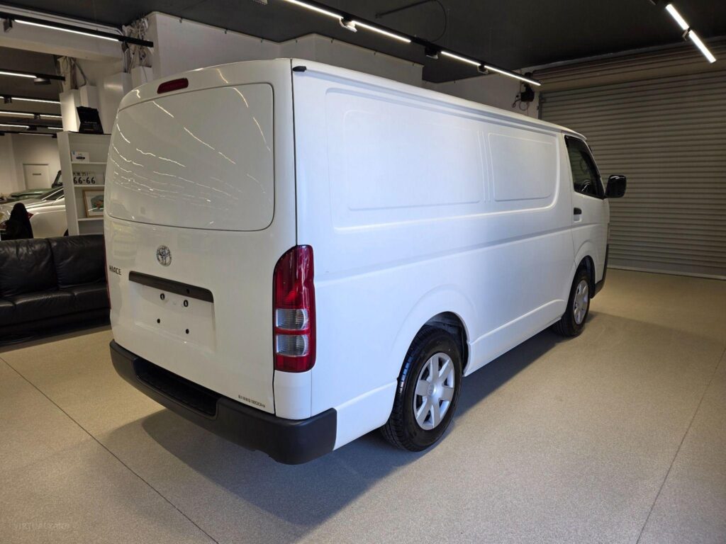 2019 TOYOTA HIACE DX LWB GDH201