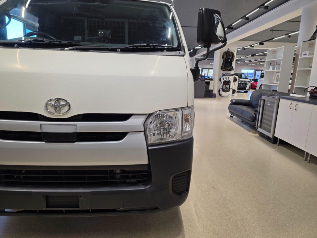 2019 TOYOTA HIACE DX LWB GDH201