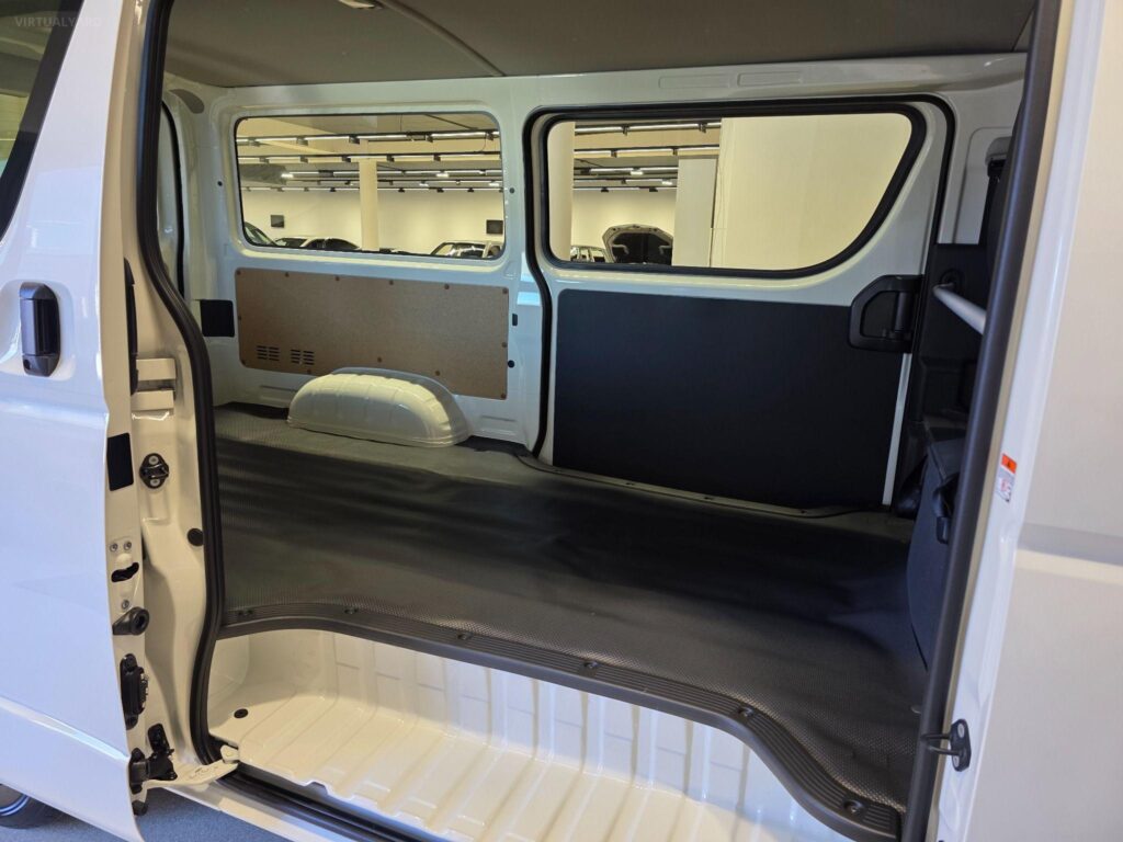 2024 TOYOTA HIACE DX LWB GDH201