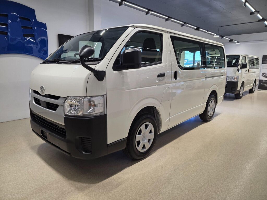 2024 TOYOTA HIACE DX LWB GDH201