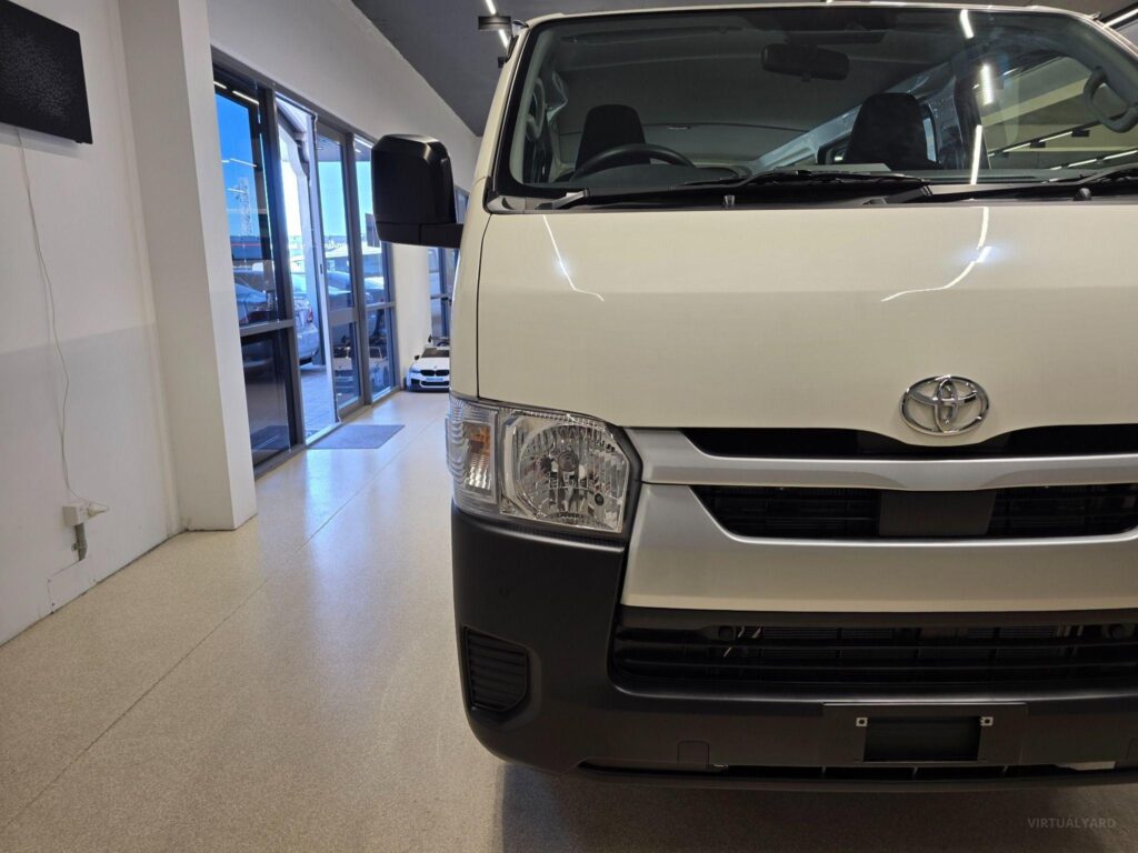 2024 TOYOTA HIACE DX LWB GDH201