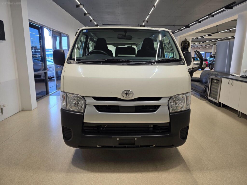 2023 TOYOTA HIACE DX LWB GDH201