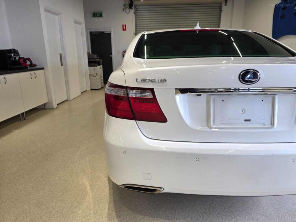 2007 LEXUS LS600 V8 Hybrid AWD UVF45