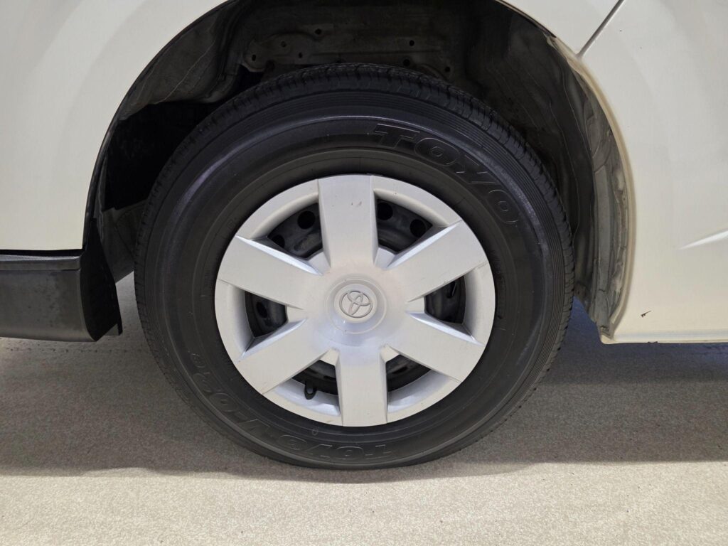 2020 TOYOTA HIACE DX GL GDH201