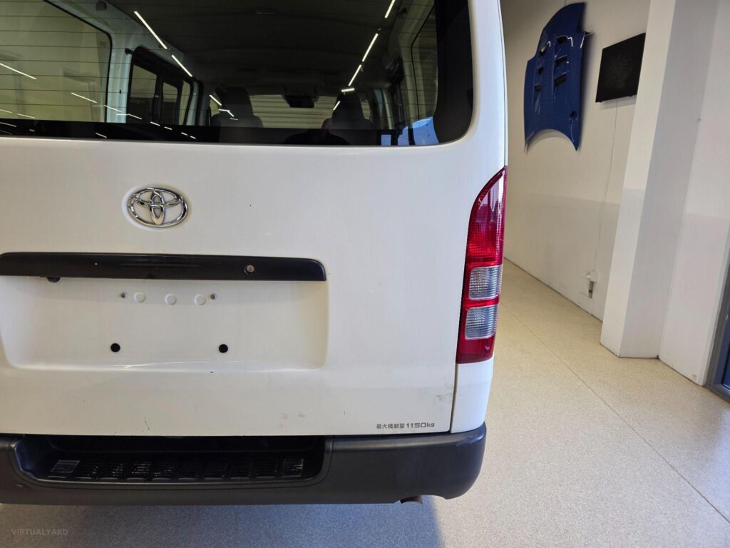 2020 TOYOTA HIACE DX GL GDH201