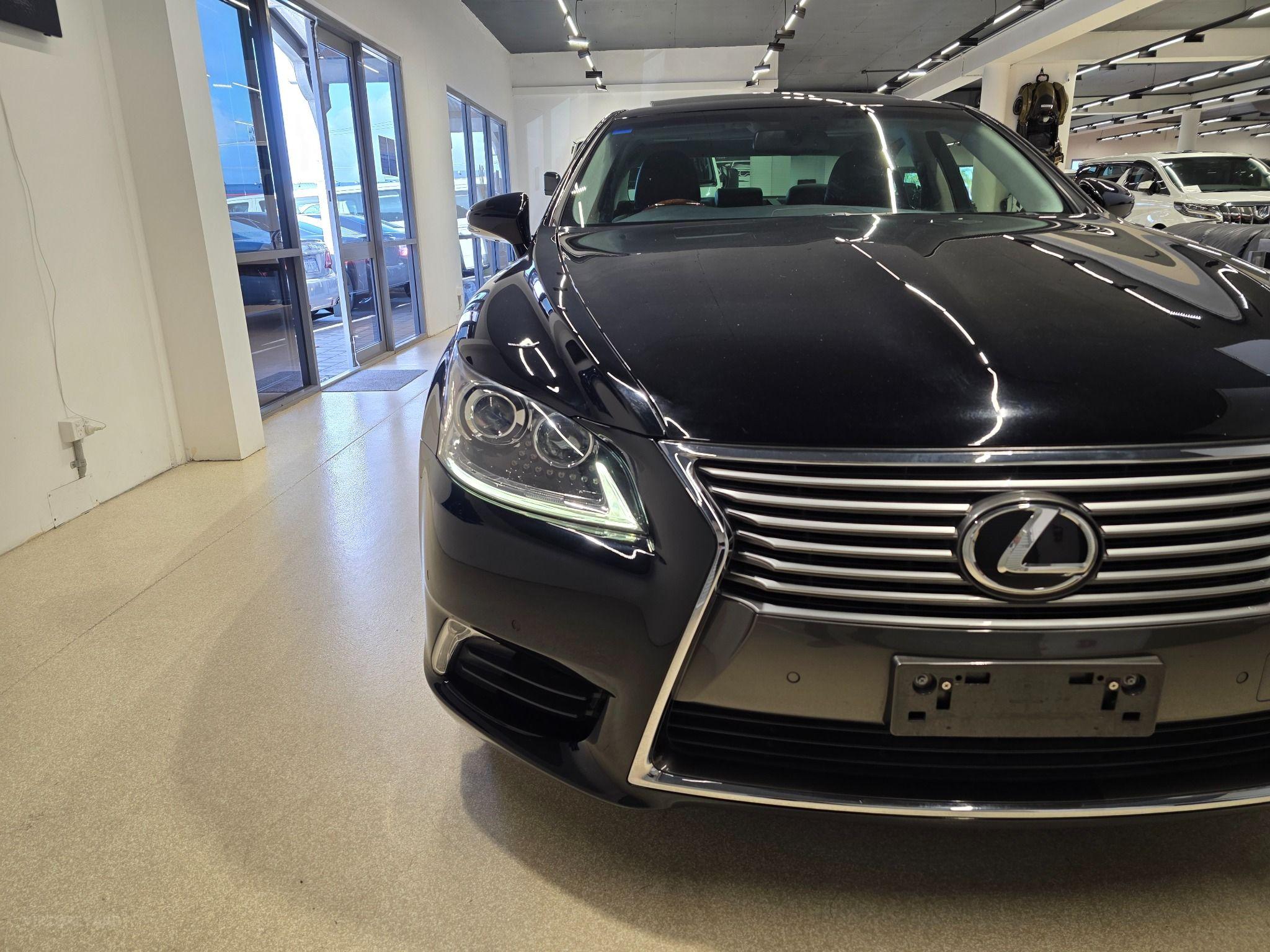 2013 LEXUS LS460 AWD USF45