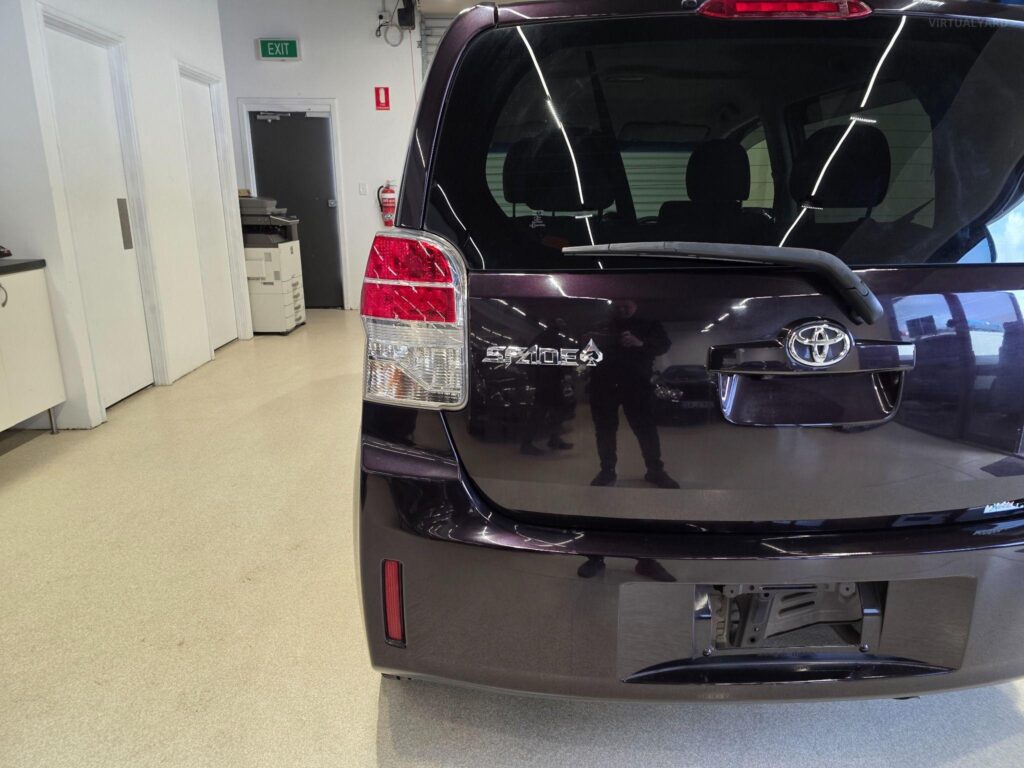 2016 Toyota Spade F