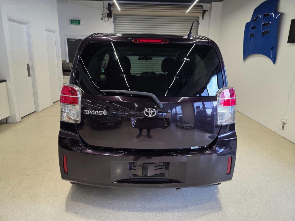2016 Toyota Spade F