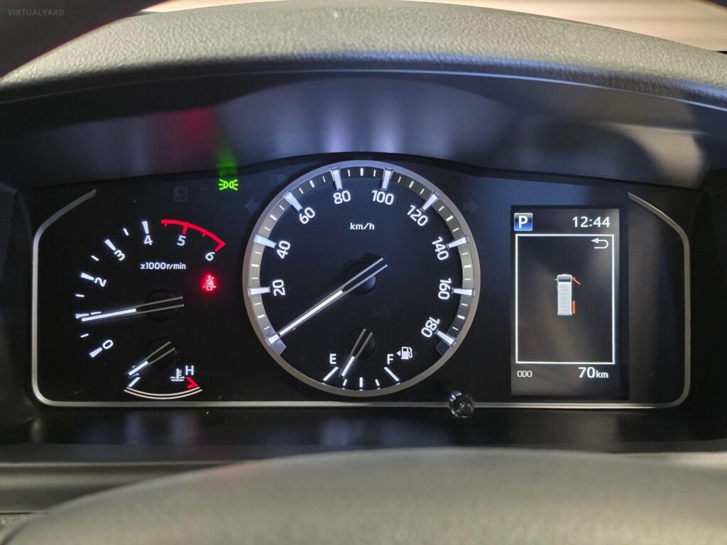 2023 TOYOTA HIACE DX LWB GDH201
